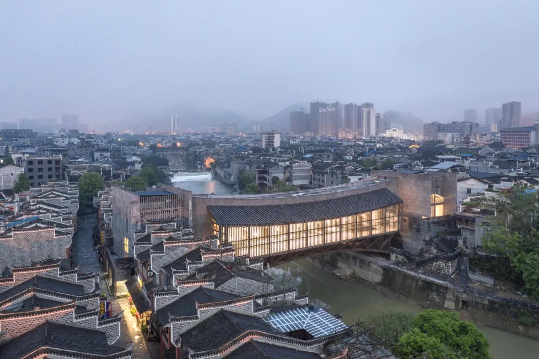 對話「業(yè)余」與「非常」：當代中國建筑的本土性與現(xiàn)代性14.jpg
