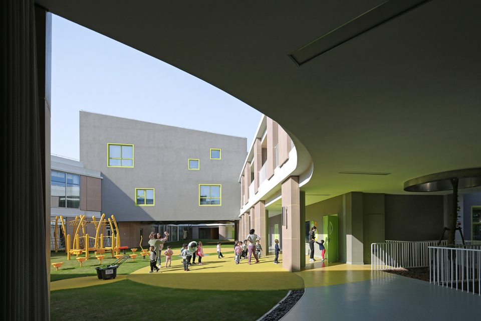 中意建筑師對(duì)談：40歲建筑師對(duì)話40年后愿景13.png