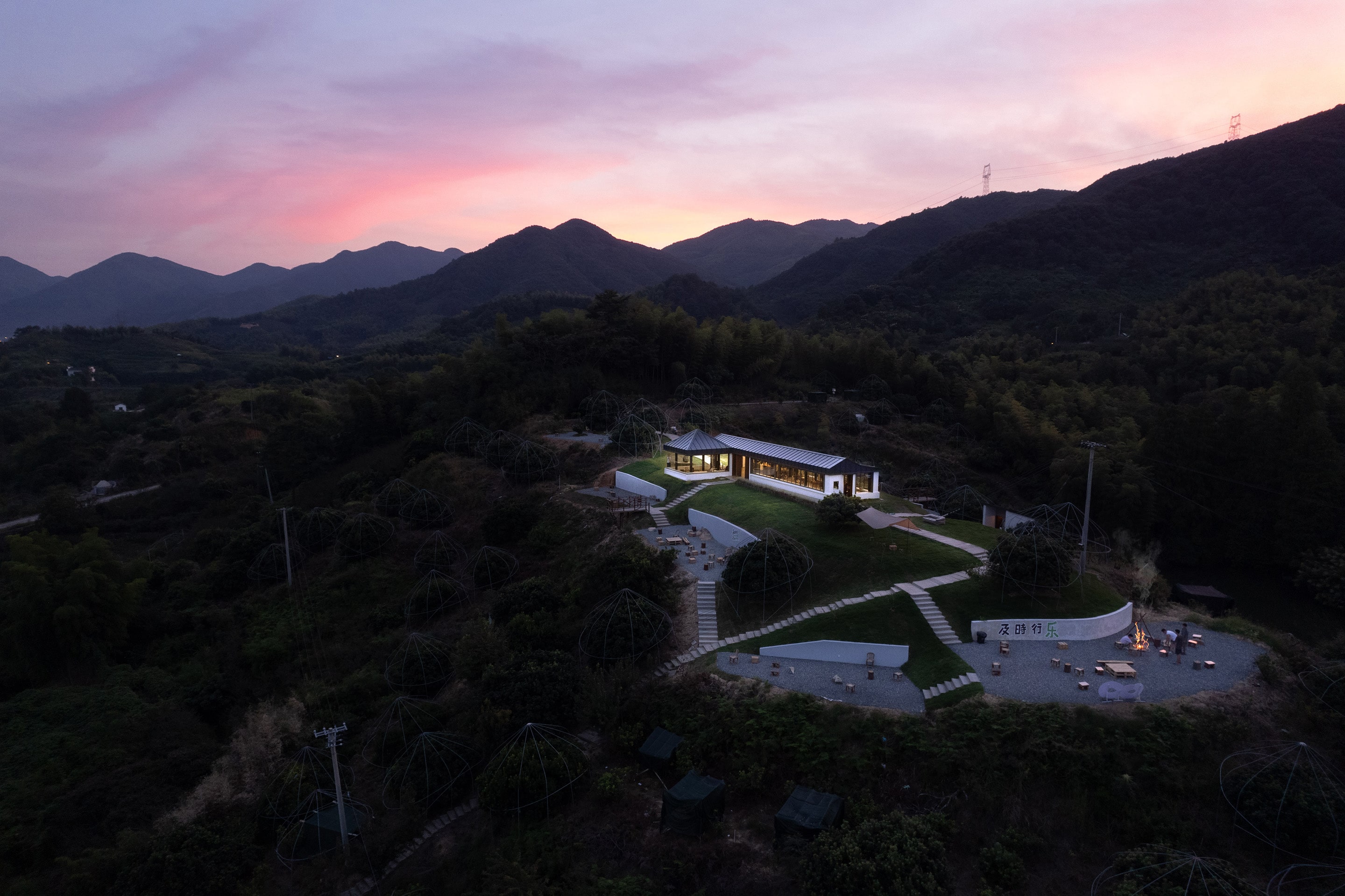 鳥瞰圖，Bird's-eye view @徐英達-min.jpg