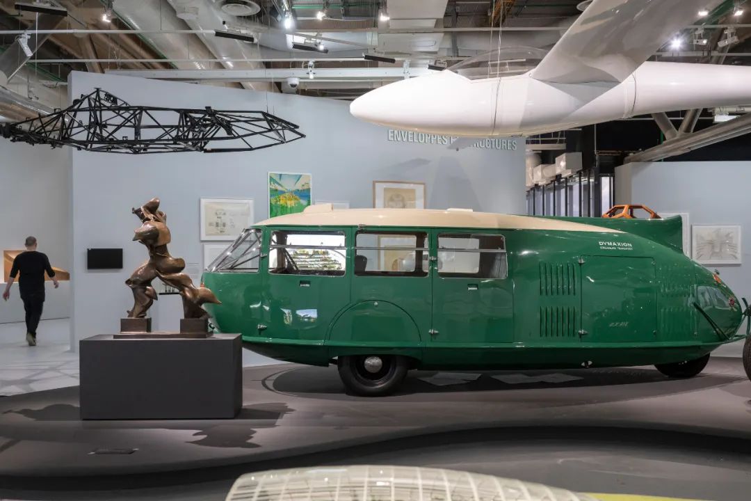 1701745752567979rCfG.jpg 諾曼·福斯特最大規模作品回顧展:我更喜歡另辟蹊徑! (8).jpg