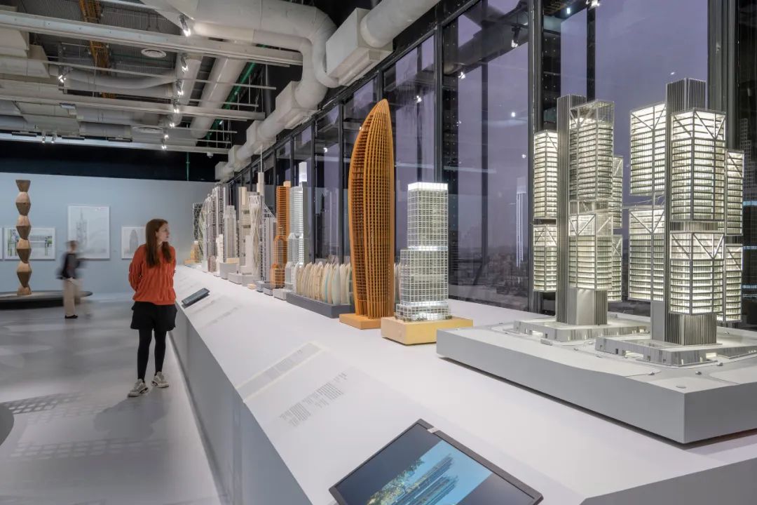 1701746595794646umbJ.jpg 諾曼·福斯特最大規模作品回顧展:我更喜歡另辟蹊徑! (51).jpg
