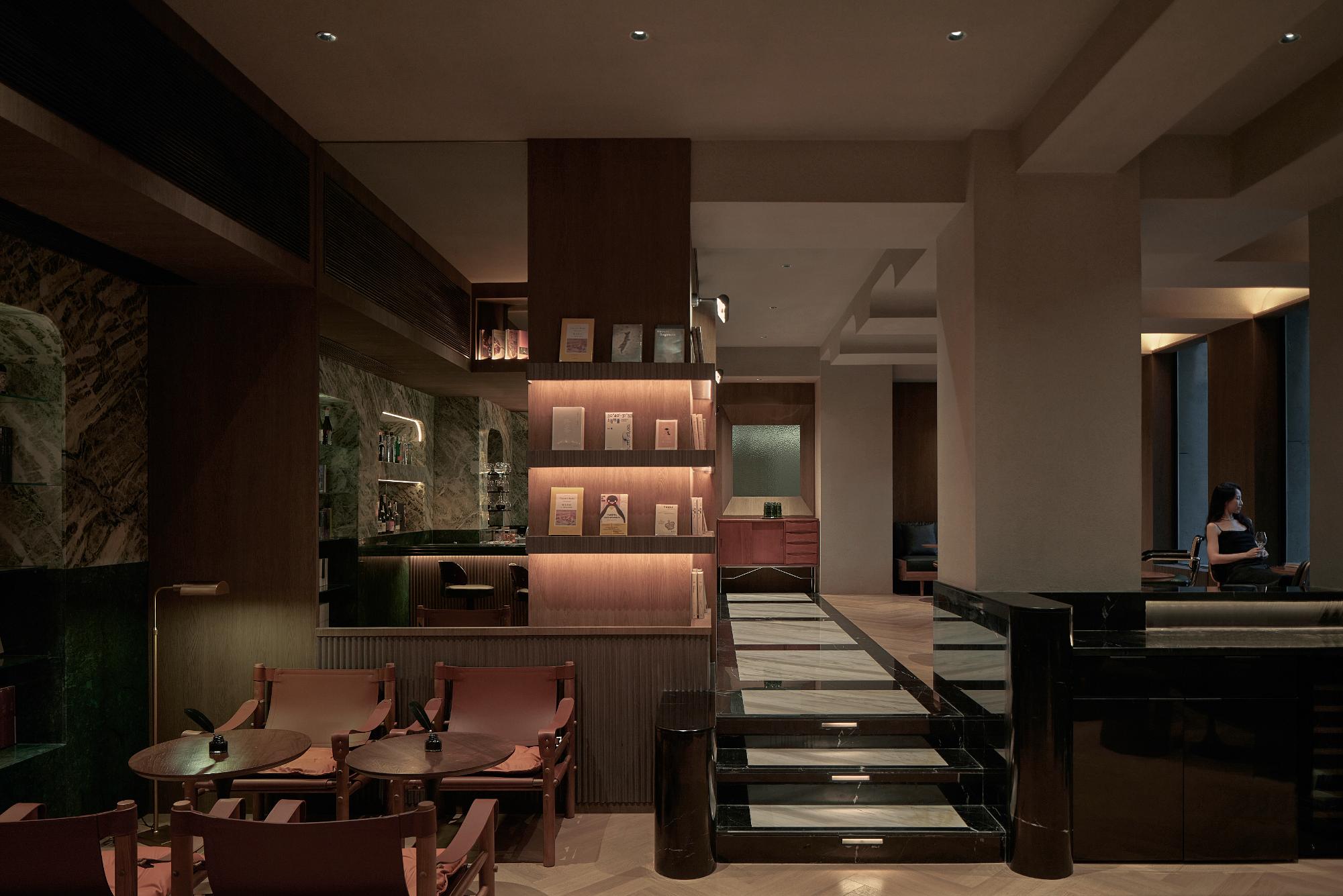 17view from bar towards living room  從吧臺看起居室.jpg