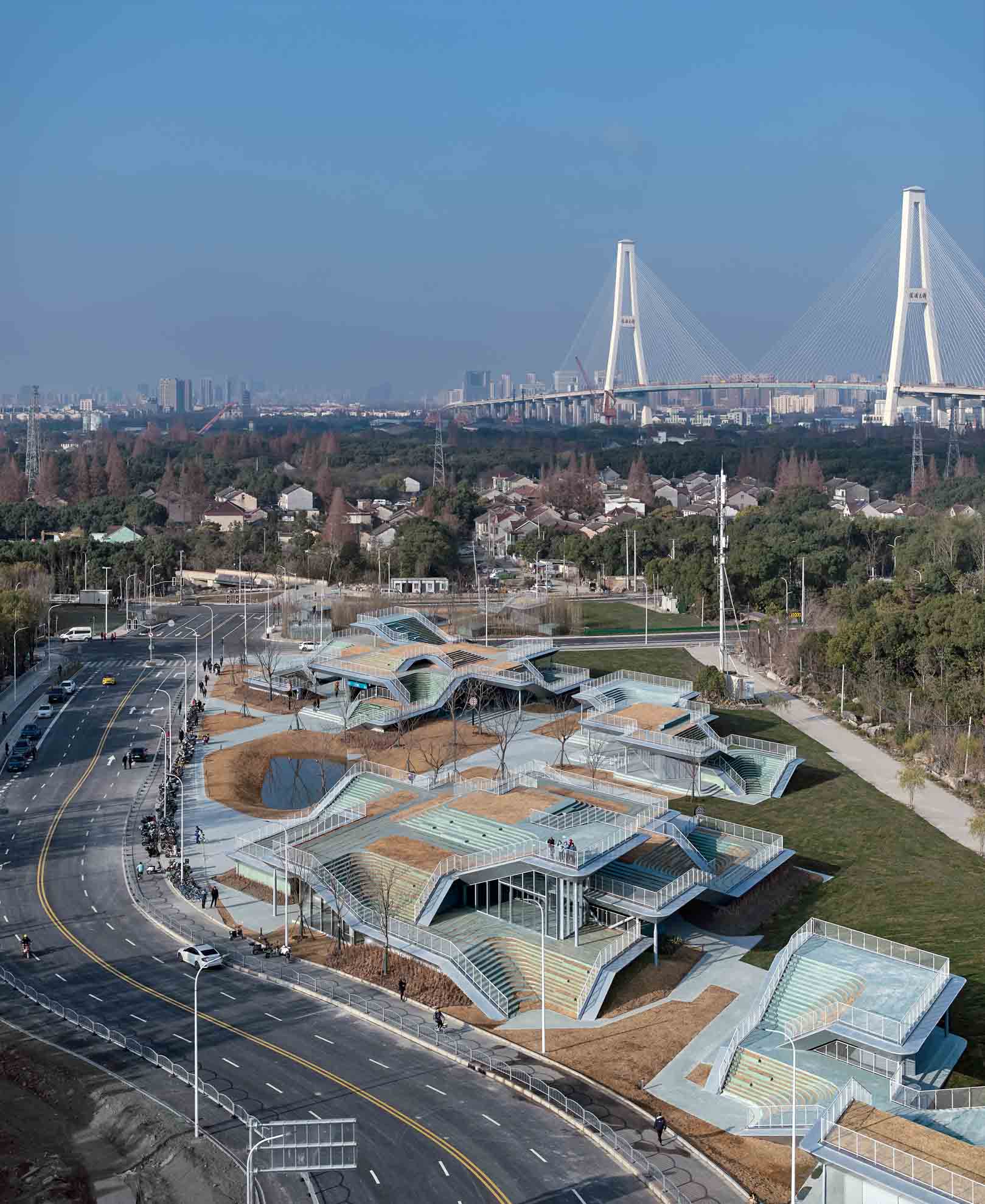 04_城市與人工之林，The city and artificial forests.  ?章魚見筑.jpg