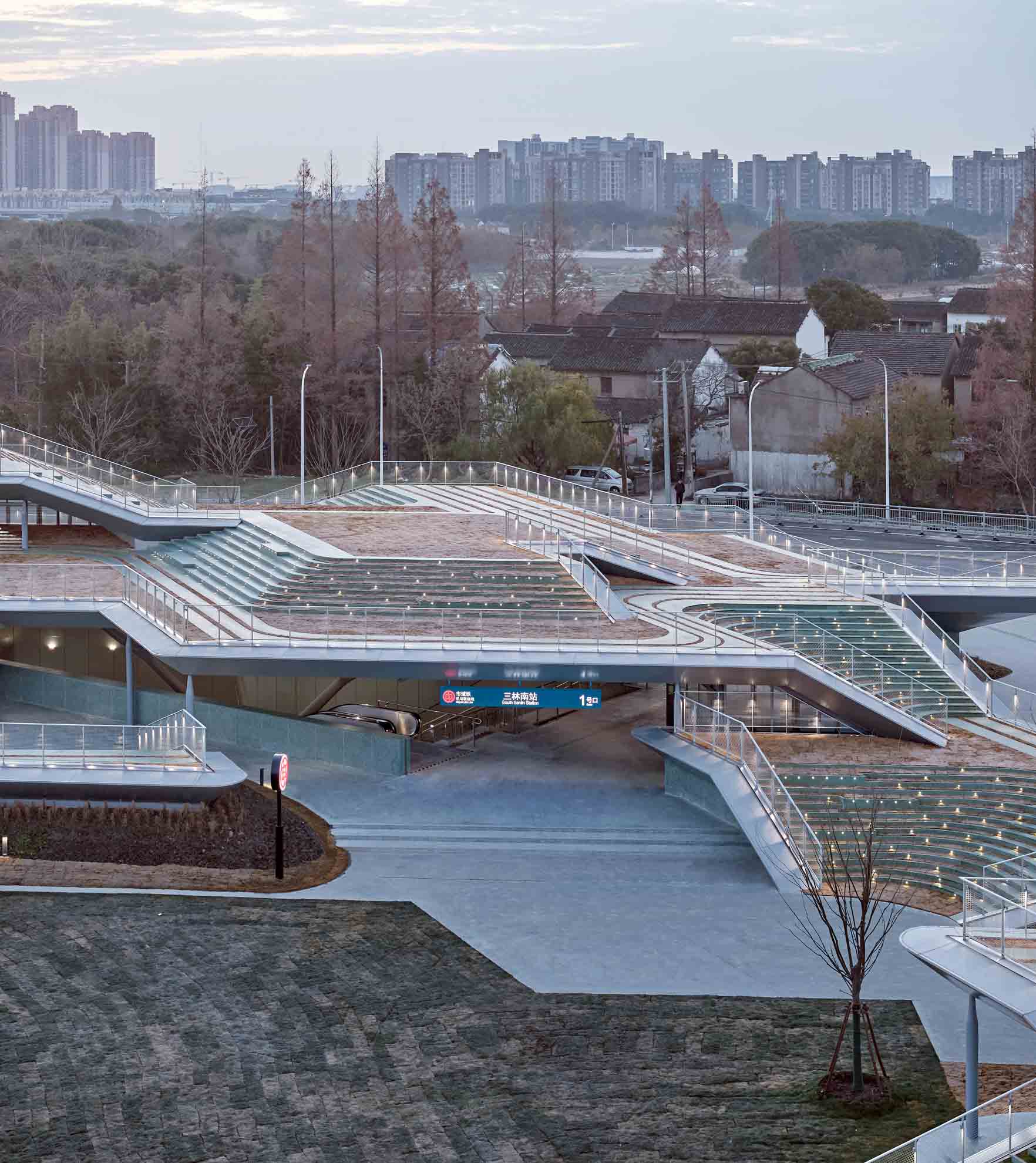 05_村落與人工之林，Villages and artificial forests.  ?章魚見筑.jpg