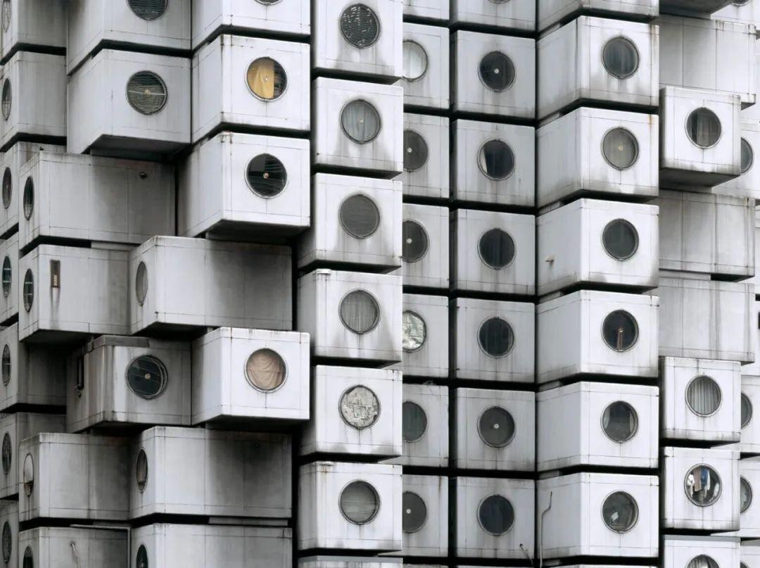 Noritaka Minami, Facade, 2011, archival pigment print  ?SFMOMA.jpg