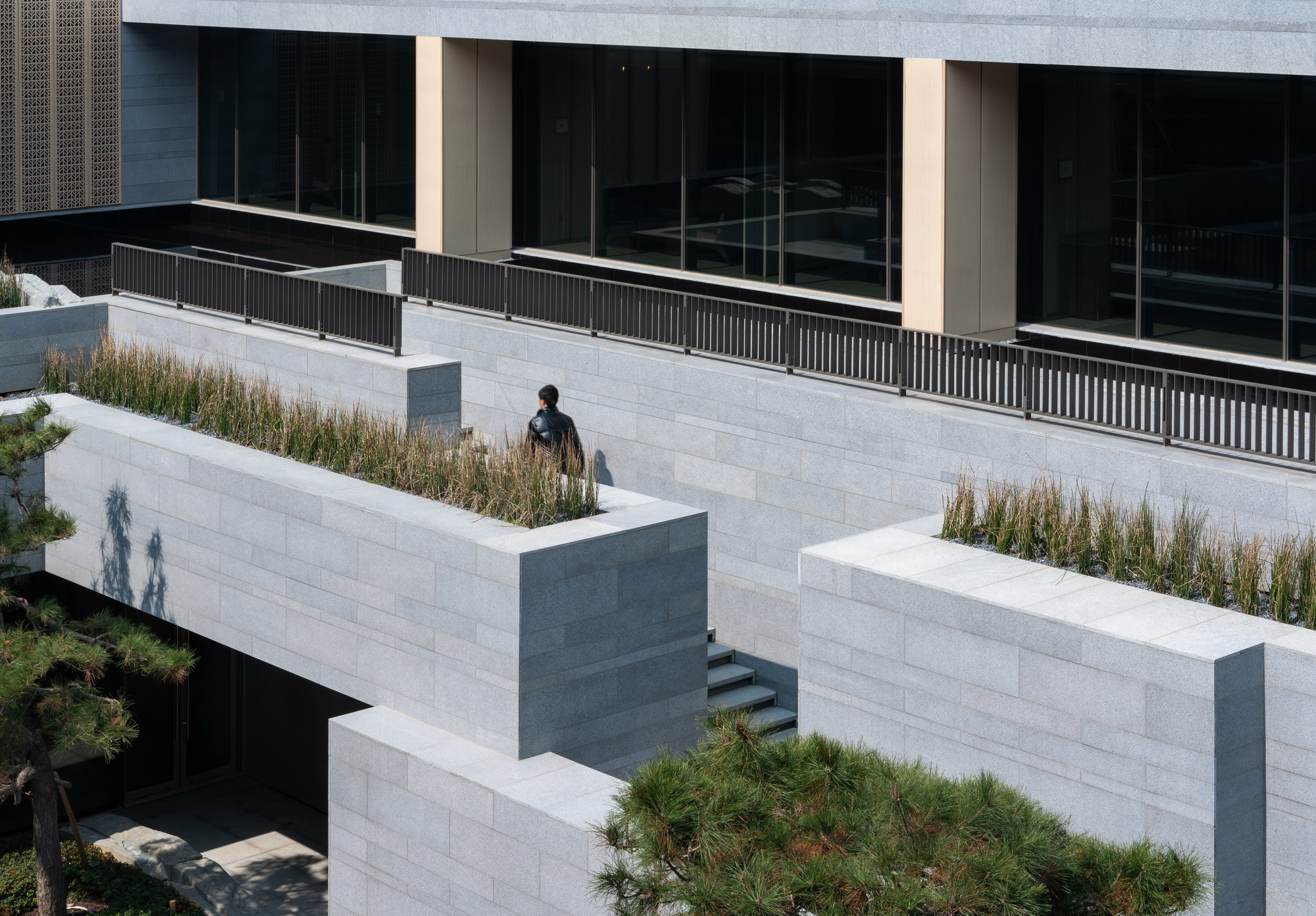 1751640720770580Ip6h.jpg 【11】立體化的景觀系統 ?此間建筑攝影 .jpg