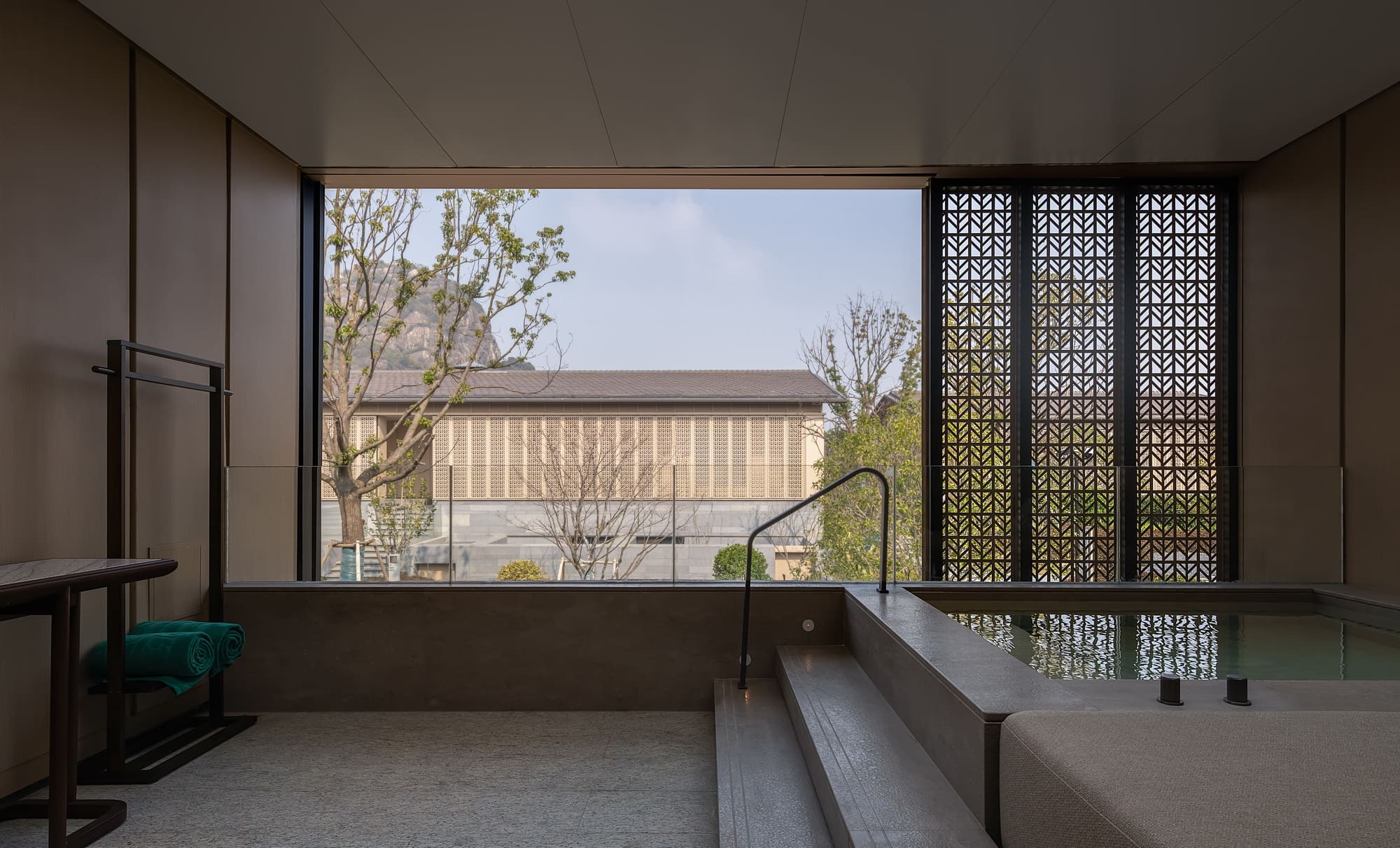 1751641197546978bofr.jpg 【15】多層次景觀由遠及近展開 ?此間建筑攝影.jpg